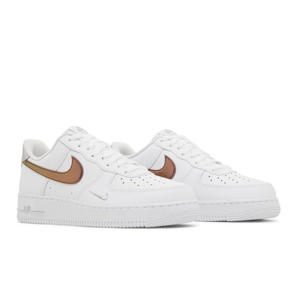 Nike Air Force 1 '07 Low White Picante Red – lifestyle foto | Purekickz