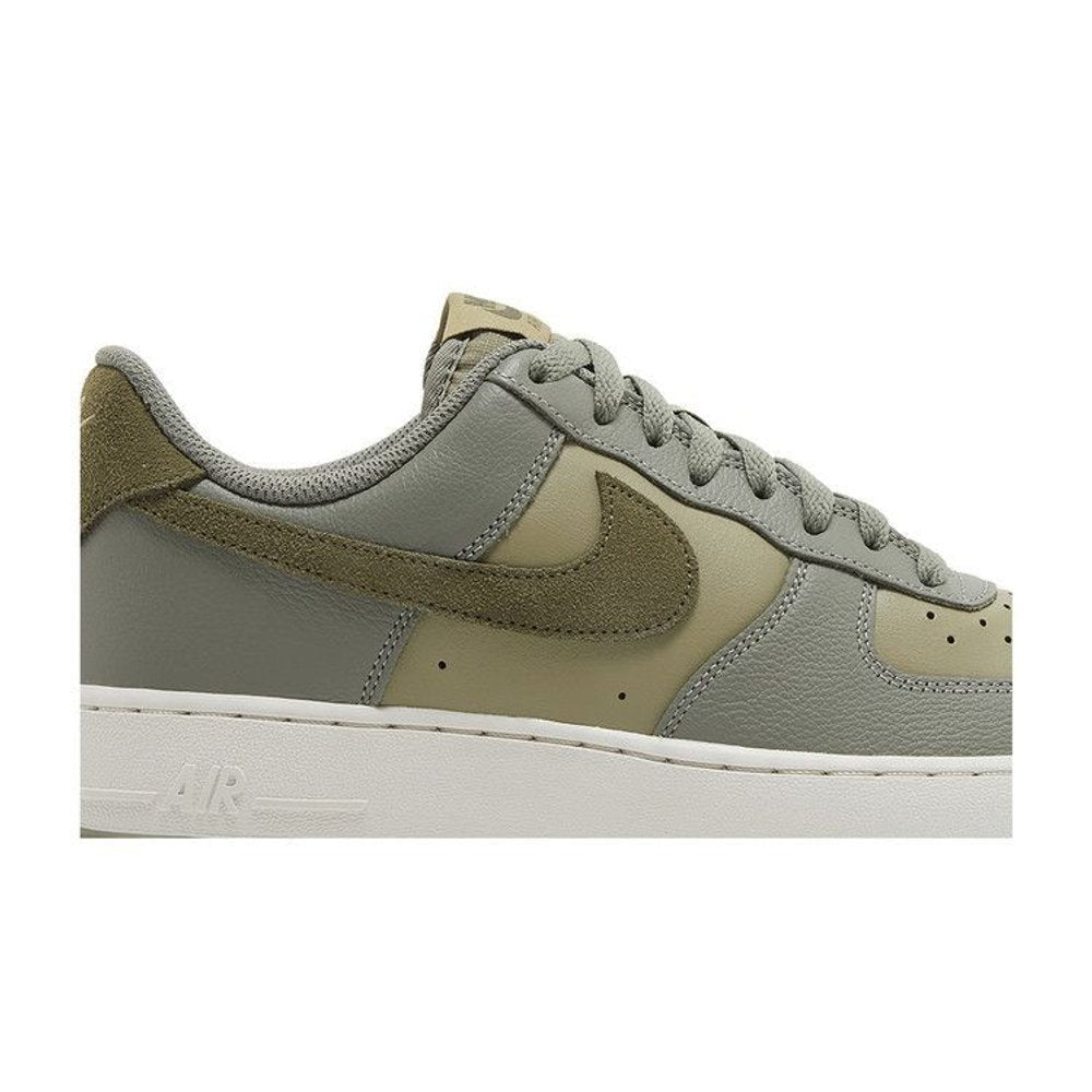 Nike Air Force 1 '07 LV8 Dark Stucco Neutral Olive – detail | Purekickz