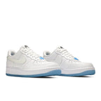 Nike Air Force 1 '07 LX UV Reactive Swoosh – lifestyle foto | Purekickz