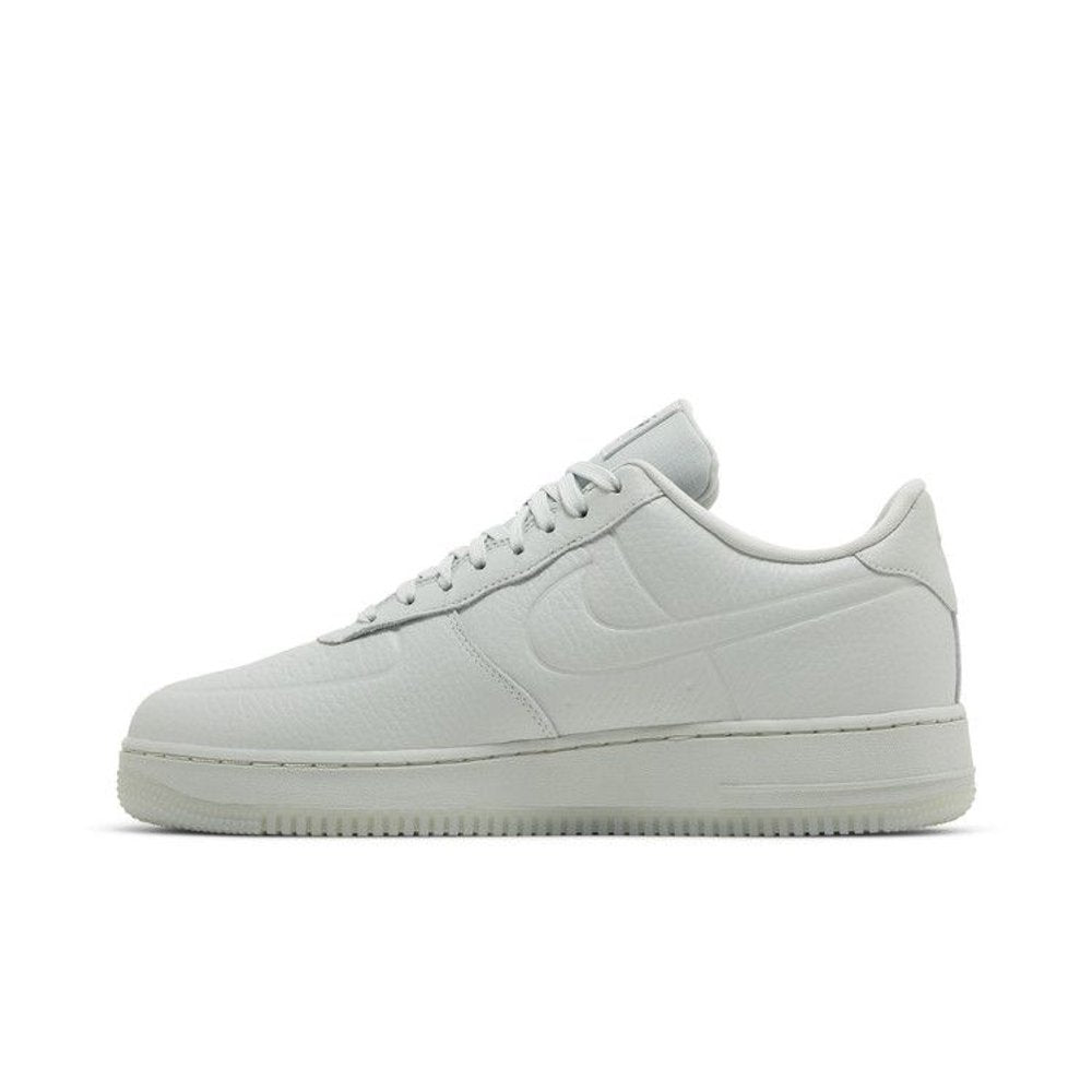 Nike Air Force 1 '07 Pro-Tech Light Silver – hlavní pohled | Purekickz