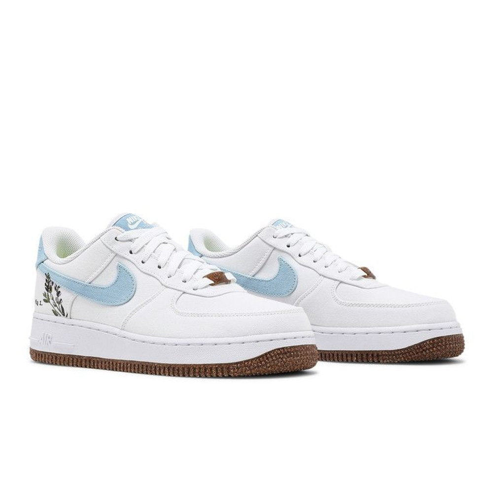 Nike Air Force 1 '07 SE Indigo – lifestyle foto | Purekickz