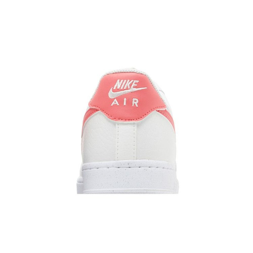 Nike Air Force 1 '07 SE Next Nature White Sea Coral – detail materiálu | Purekickz