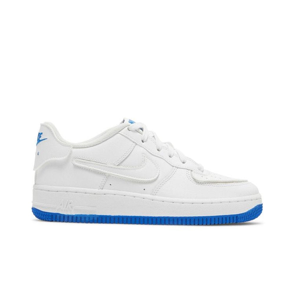 Nike Air Force 1/1 White Royal Blue (GS) – boční pohled | Purekickz