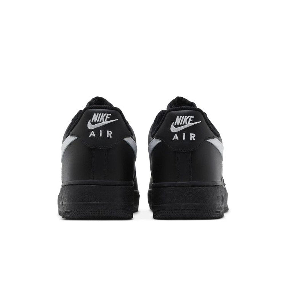 Nike Air Force 1 Low '07 Black White (2023) – podrážka | Purekickz