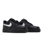 Nike Air Force 1 Low '07 Black White (2023) – lifestyle foto | Purekickz