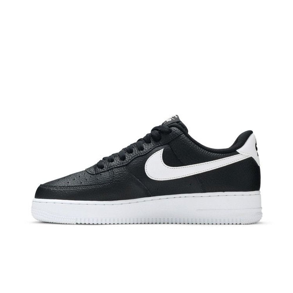 Nike Air Force 1 Low '07 Black White Pebbled Leather – hlavní pohled | Purekickz