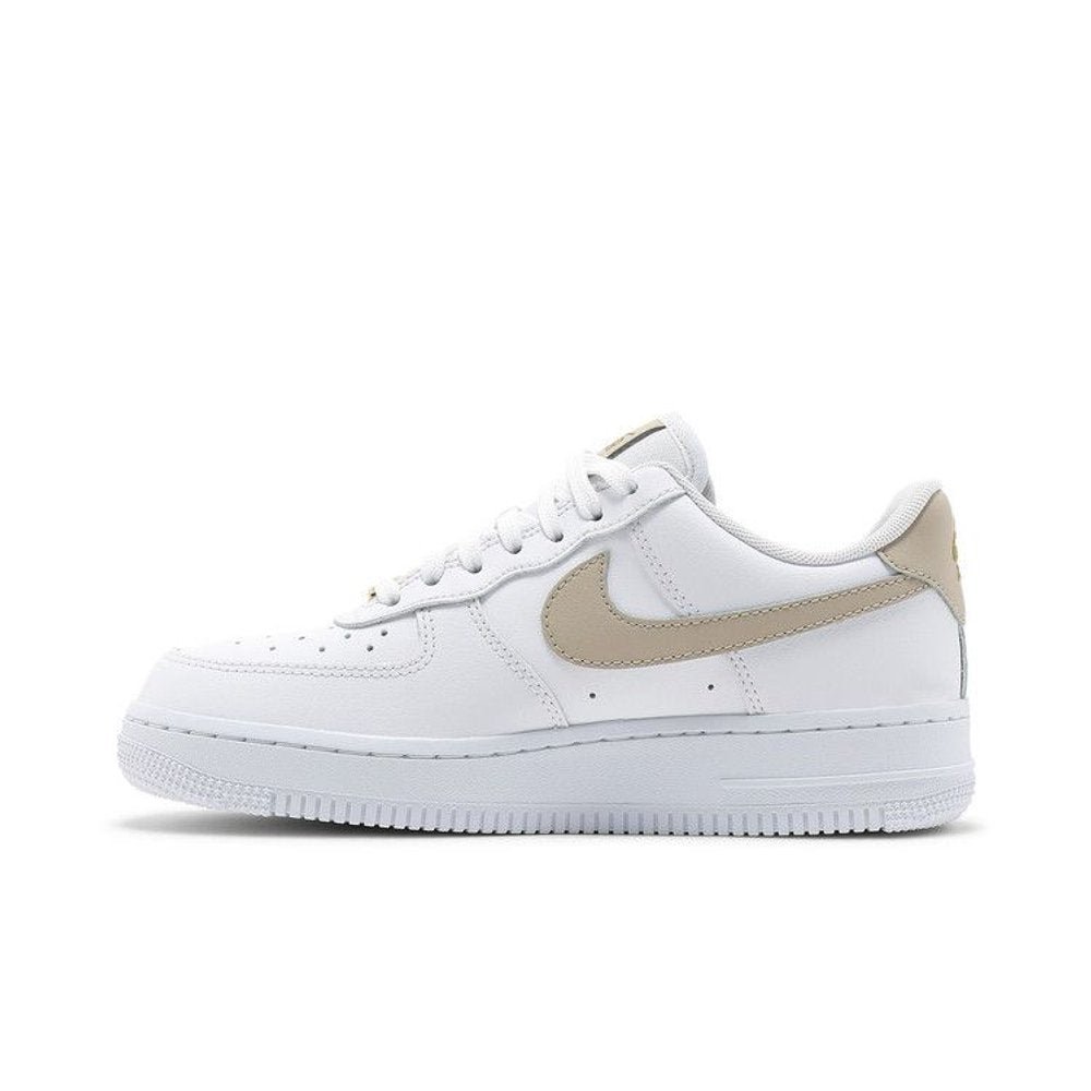 Nike Air Force 1 Low '07 Essential White Beige (W) – hlavní pohled | Purekickz