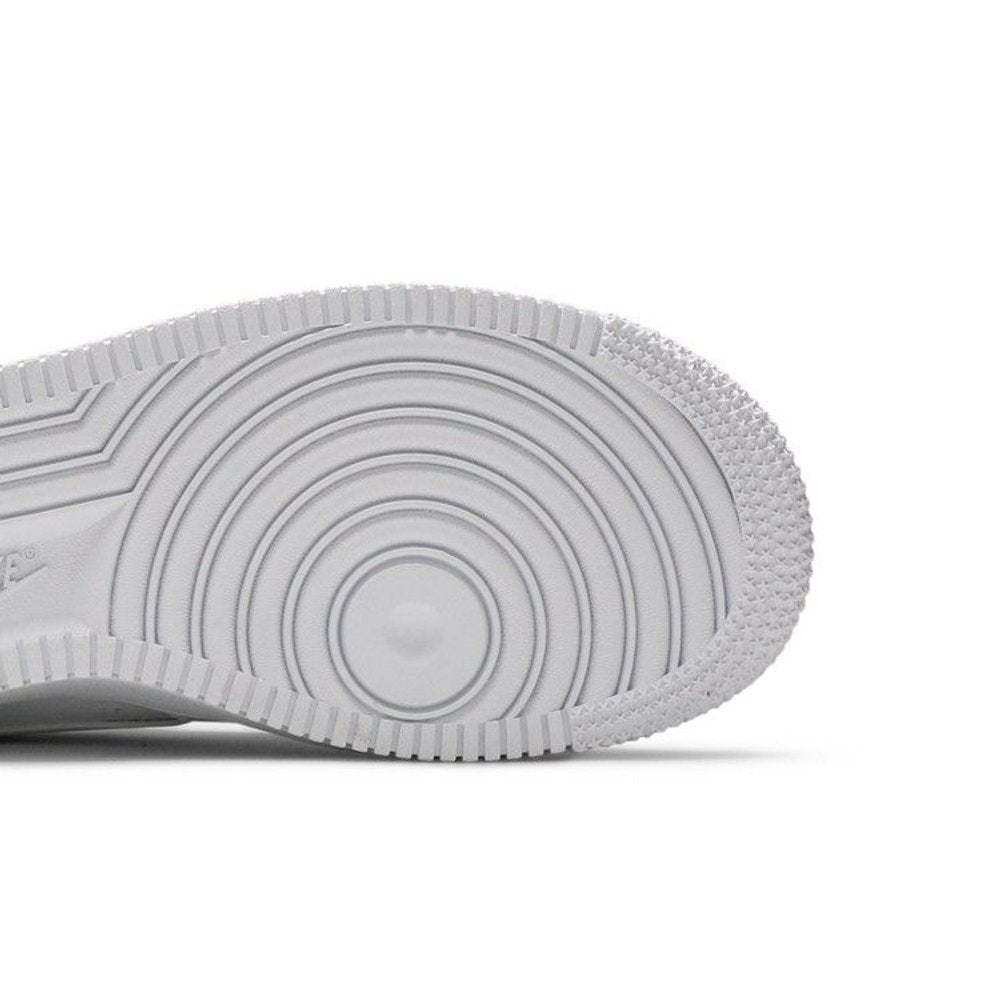 Nike Air Force 1 Low 07 Essential White Metallic Gold (W) – pohled shora | Purekickz