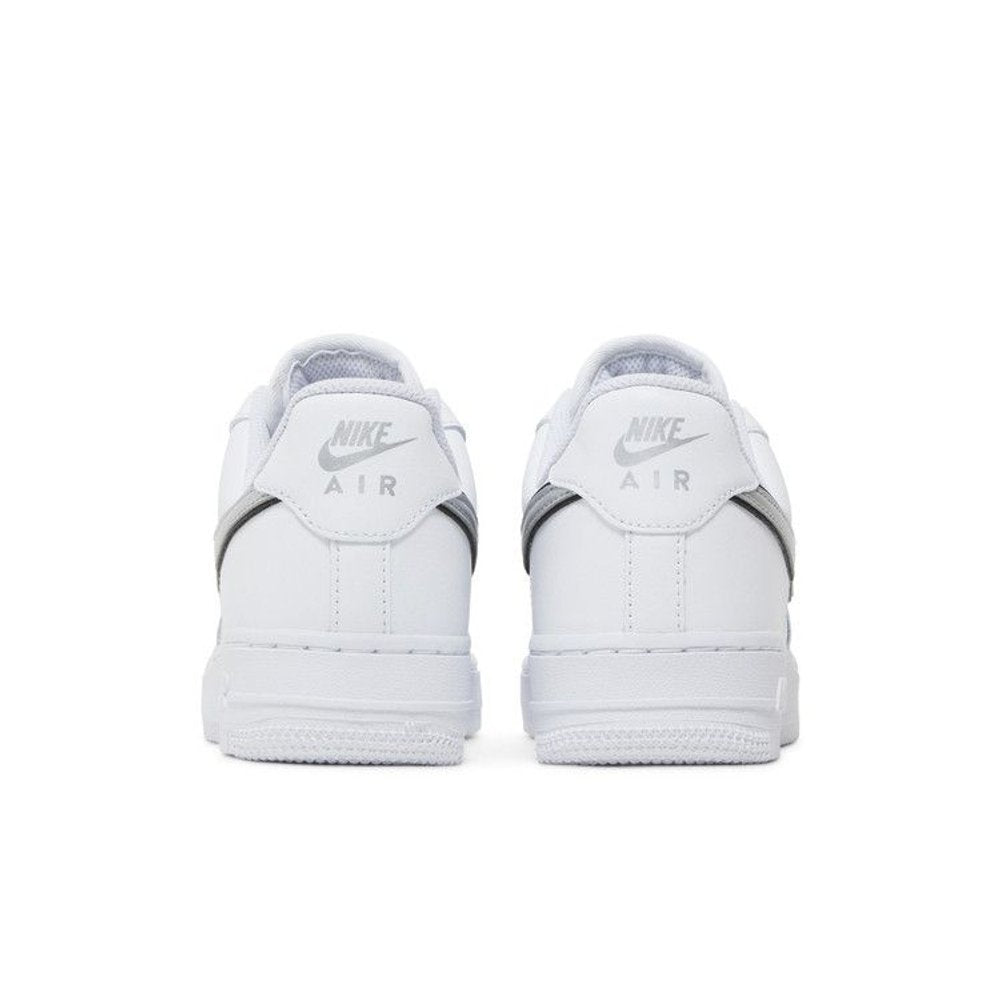 Nike Air Force 1 Low '07 Essential White Metallic Silver Black (W) – podrážka | Purekickz