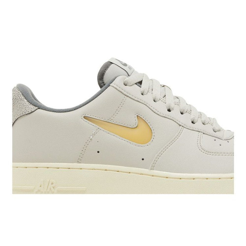 Nike Air Force 1 Low '07 Jewel Light Bone Coconut Milk – detail | Purekickz