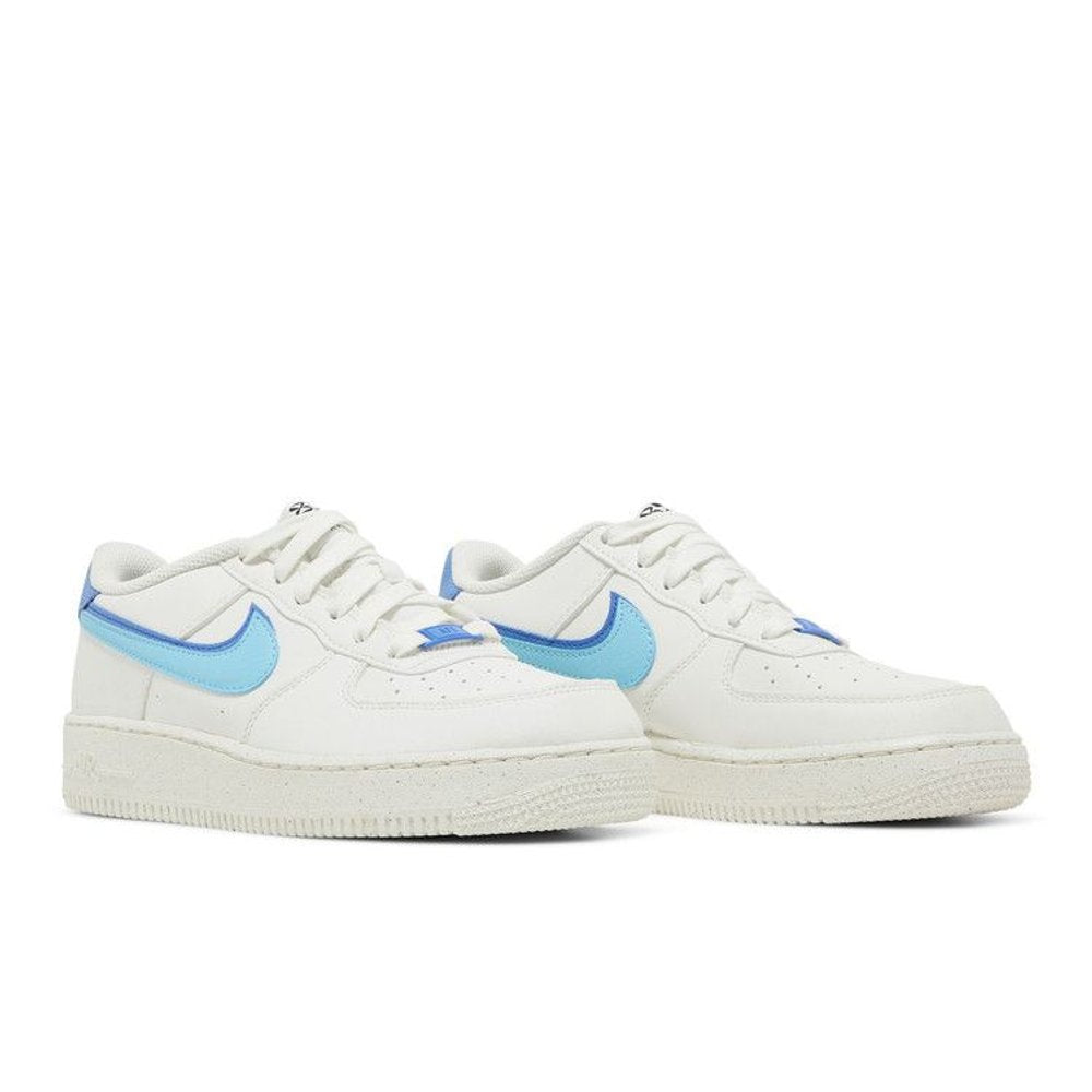 Nike Air Force 1 Low '07 LV8 82 Double Swoosh Medium Blue – lifestyle foto | Purekickz