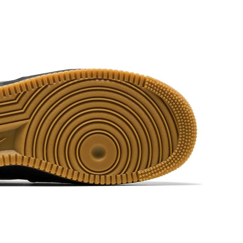 Nike Air Force 1 Low '07 LV8 Black Gum Light Brown White – pohled shora | Purekickz