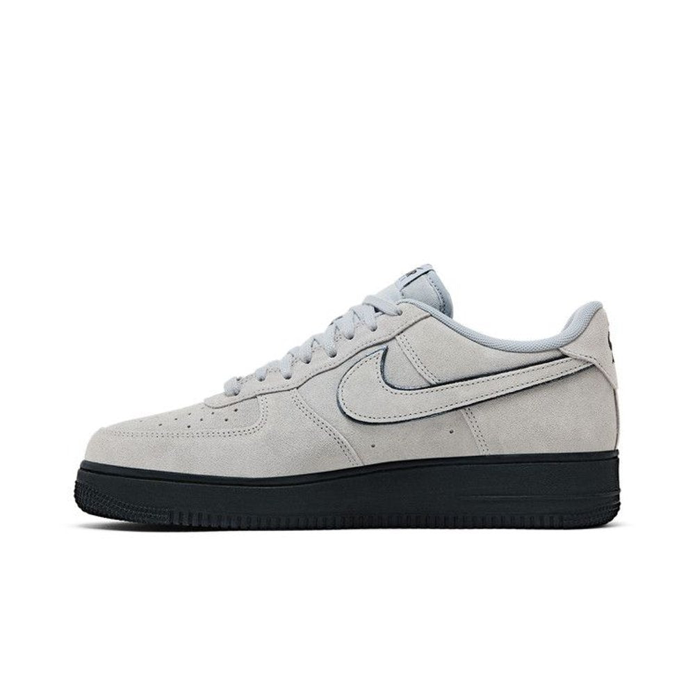 Nike Air Force 1 Low '07 LV8 Light Smoke Grey Suede Black – hlavní pohled | Purekickz
