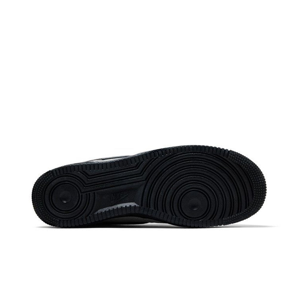 Nike Air Force 1 Low '07 LV8 Light Smoke Grey Suede Black – zadní pohled | Purekickz