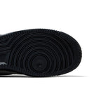 Nike Air Force 1 Low '07 LV8 Light Smoke Grey Suede Black – pohled shora | Purekickz