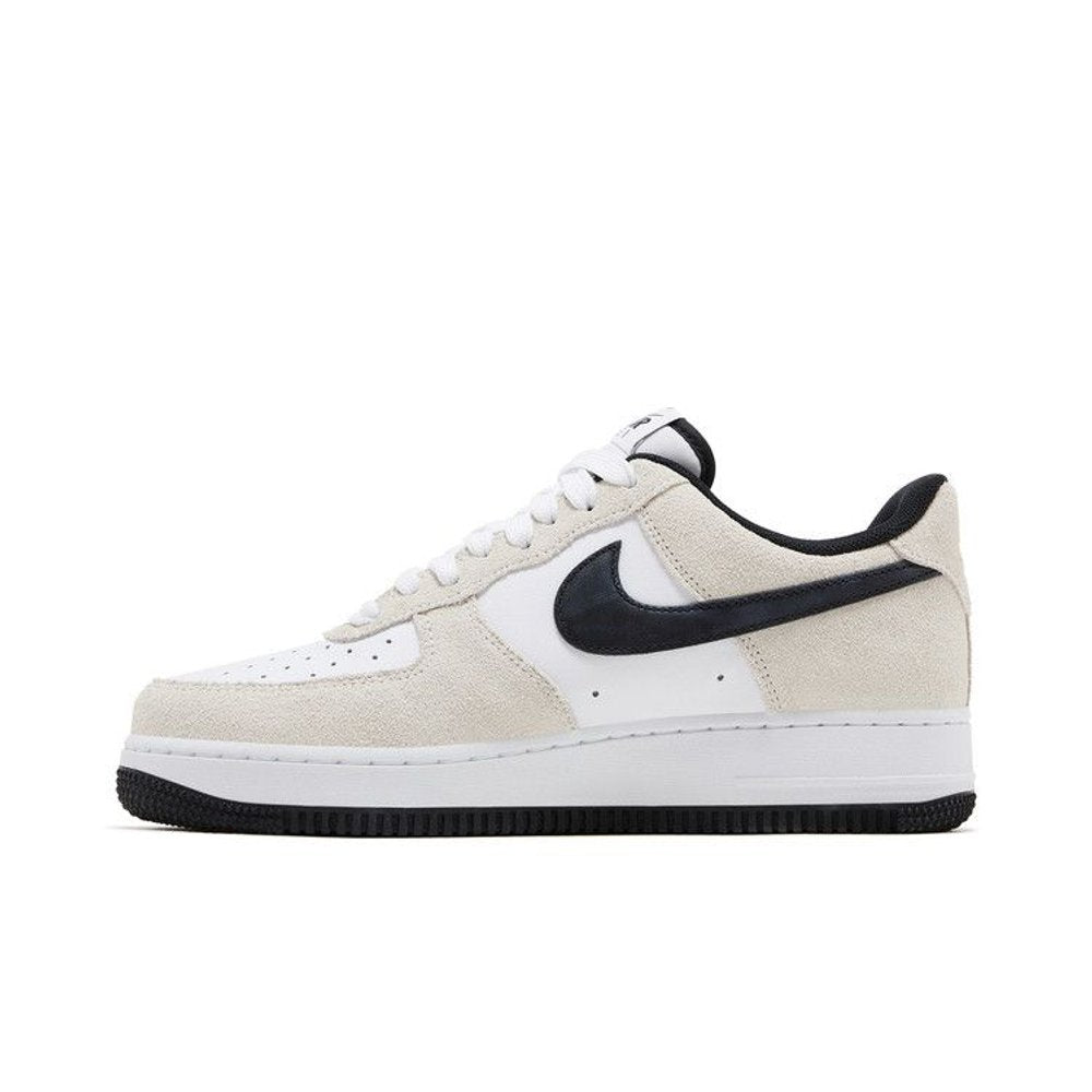 Nike Air Force 1 Low '07 LV8 White Black – hlavní pohled | Purekickz
