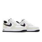 Nike Air Force 1 Low '07 LV8 White Black – lifestyle foto | Purekickz