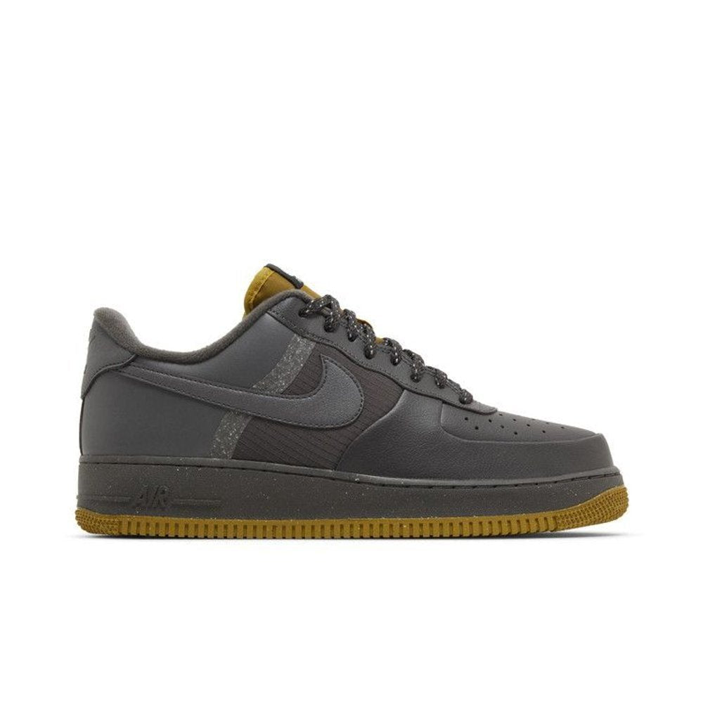 Nike Air Force 1 Low '07 LV8 Winterized Medium Ash – boční pohled | Purekickz