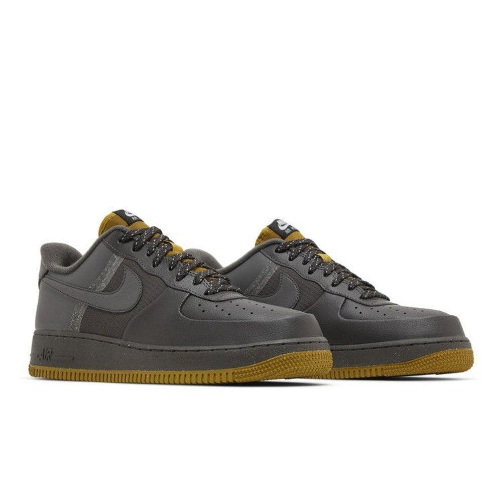 Nike Air Force 1 Low '07 LV8 Winterized Medium Ash – lifestyle foto | Purekickz
