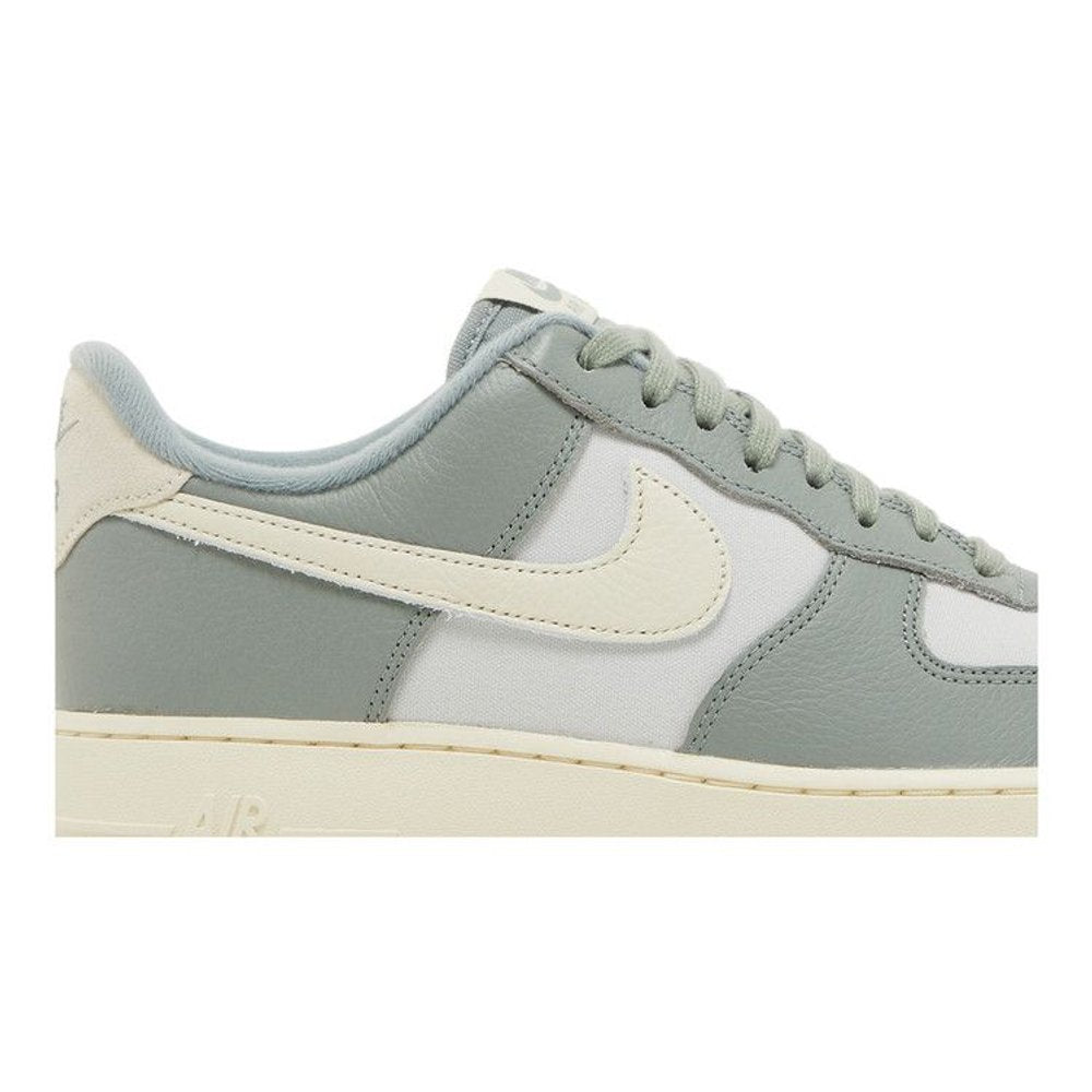 Nike Air Force 1 Low '07 LX Mica Green Coconut Milk – detail | Purekickz
