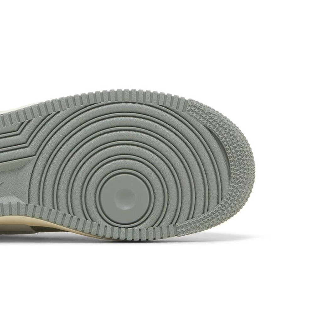 Nike Air Force 1 Low '07 LX Mica Green Coconut Milk – pohled shora | Purekickz