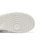 Nike Air Force 1 Low '07 Mini Swooshes White Football Grey (W) – pohled shora | Purekickz