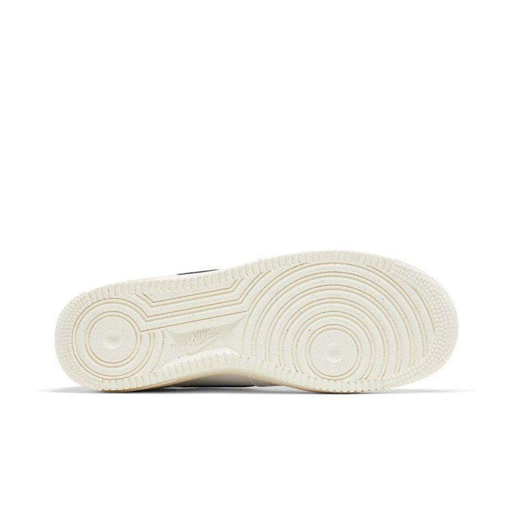 Nike Air Force 1 Low '07 Olympic (2024) – zadní pohled | Purekickz