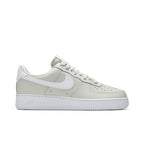Nike Air Force 1 Low 07 Pebbled Pure Platinum – boční pohled | Purekickz