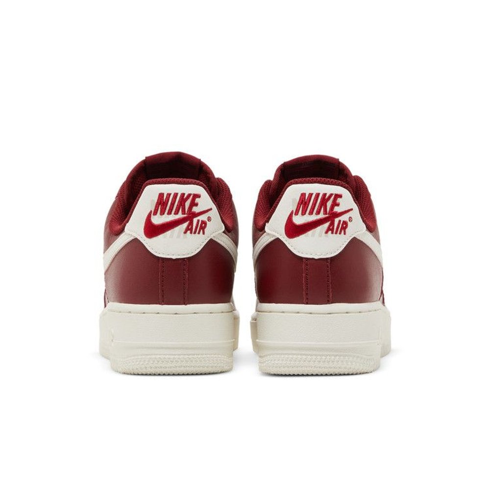 Nike Air Force 1 Low '07 Premium History Of Logos Team Red (W) – podrážka | Purekickz