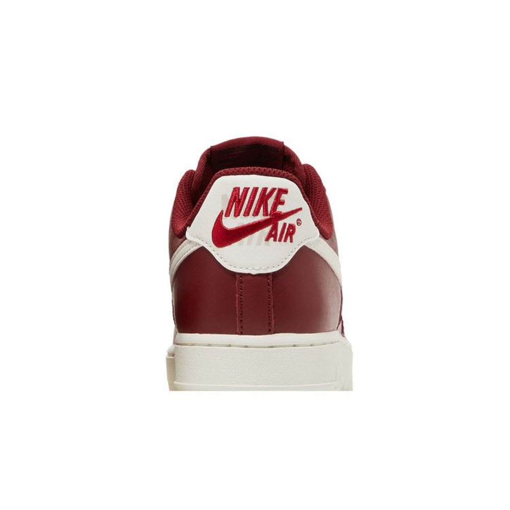 Nike Air Force 1 Low '07 Premium History Of Logos Team Red (W) – detail materiálu | Purekickz