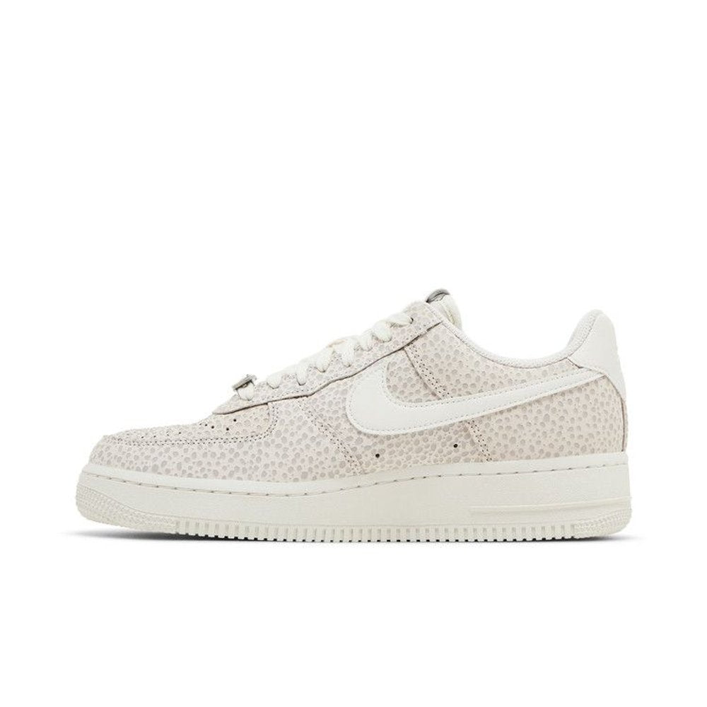 Nike Air Force 1 Low '07 PRM Safari Photon Dust (W) – hlavní pohled | Purekickz