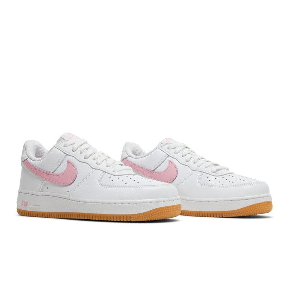 Nike Air Force 1 Low '07 Retro Color of the Month Pink Gum – lifestyle foto | Purekickz
