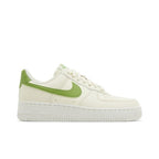 Nike Air Force 1 Low '07 SE Coconut Milk Chlorophyll (W) – boční pohled | Purekickz