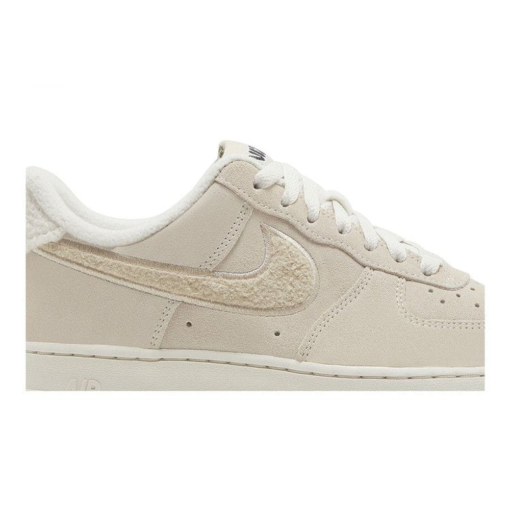 Nike Air Force 1 Low '07 SE Sanddrift Gum Fleece (W) – detail | Purekickz
