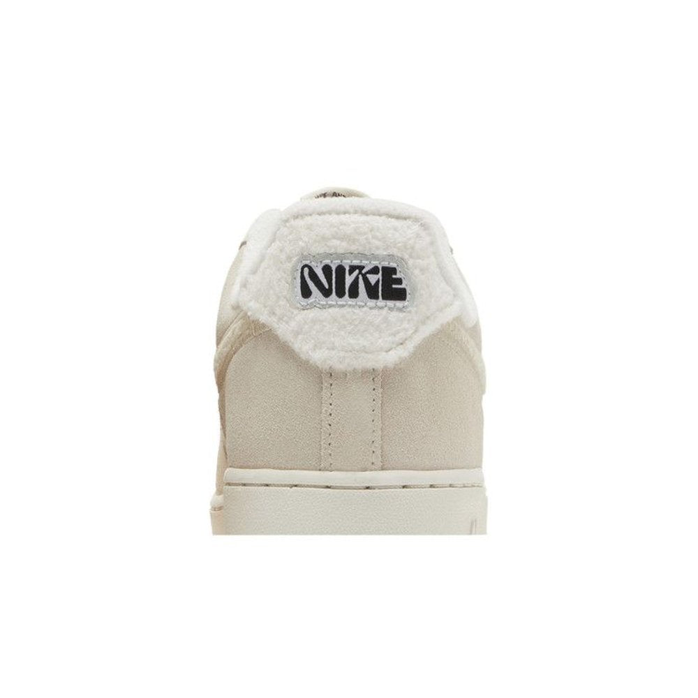 Nike Air Force 1 Low '07 SE Sanddrift Gum Fleece (W) – detail materiálu | Purekickz