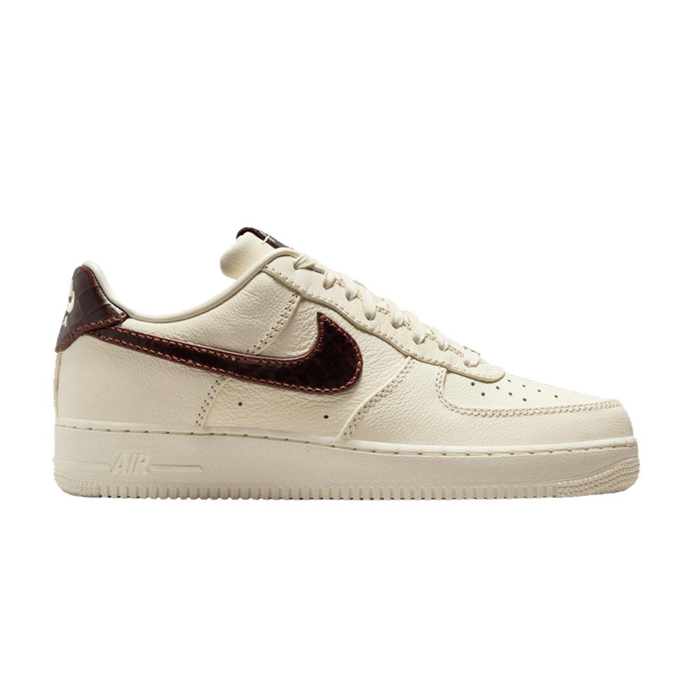 Nike Air Force 1 Low '07 Soft Pearl Brown Croc – boční pohled | Purekickz