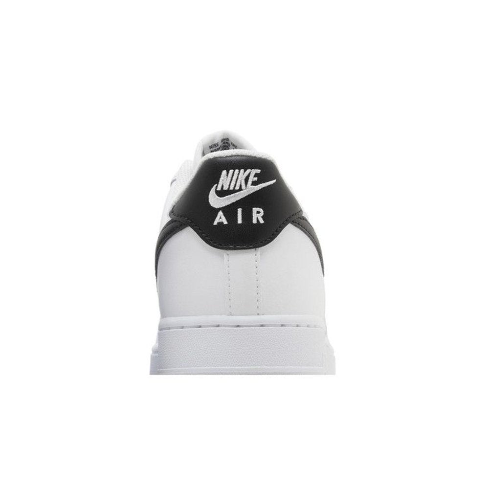 Nike Air Force 1 Low '07 White Black – detail materiálu | Purekickz