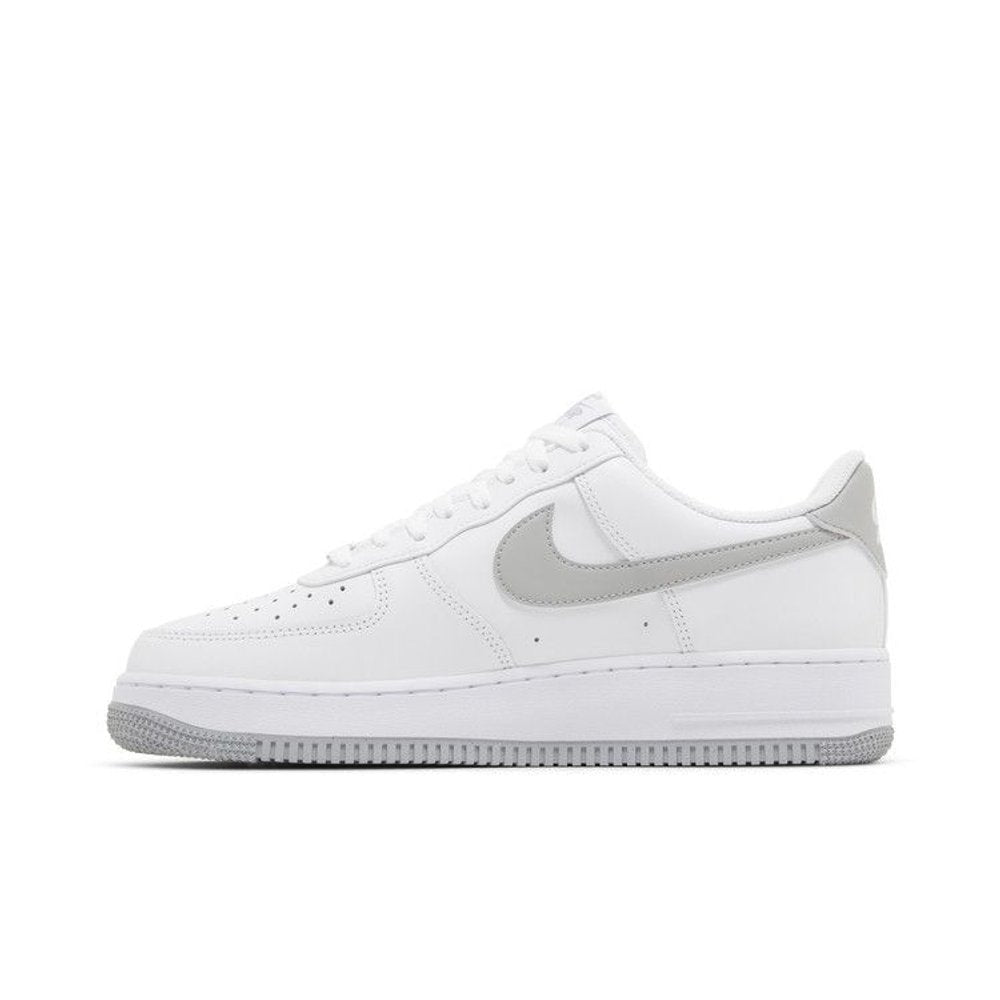 Nike Air Force 1 Low '07 White Light Smoke Grey – hlavní pohled | Purekickz