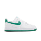 Nike Air Force 1 Low '07 White Malachite – boční pohled | Purekickz