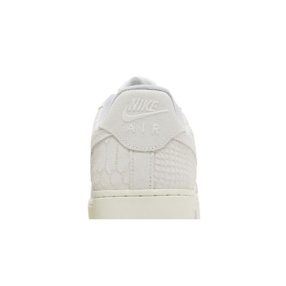 Nike Air Force 1 Low '07 White Python (W) – detail materiálu | Purekickz