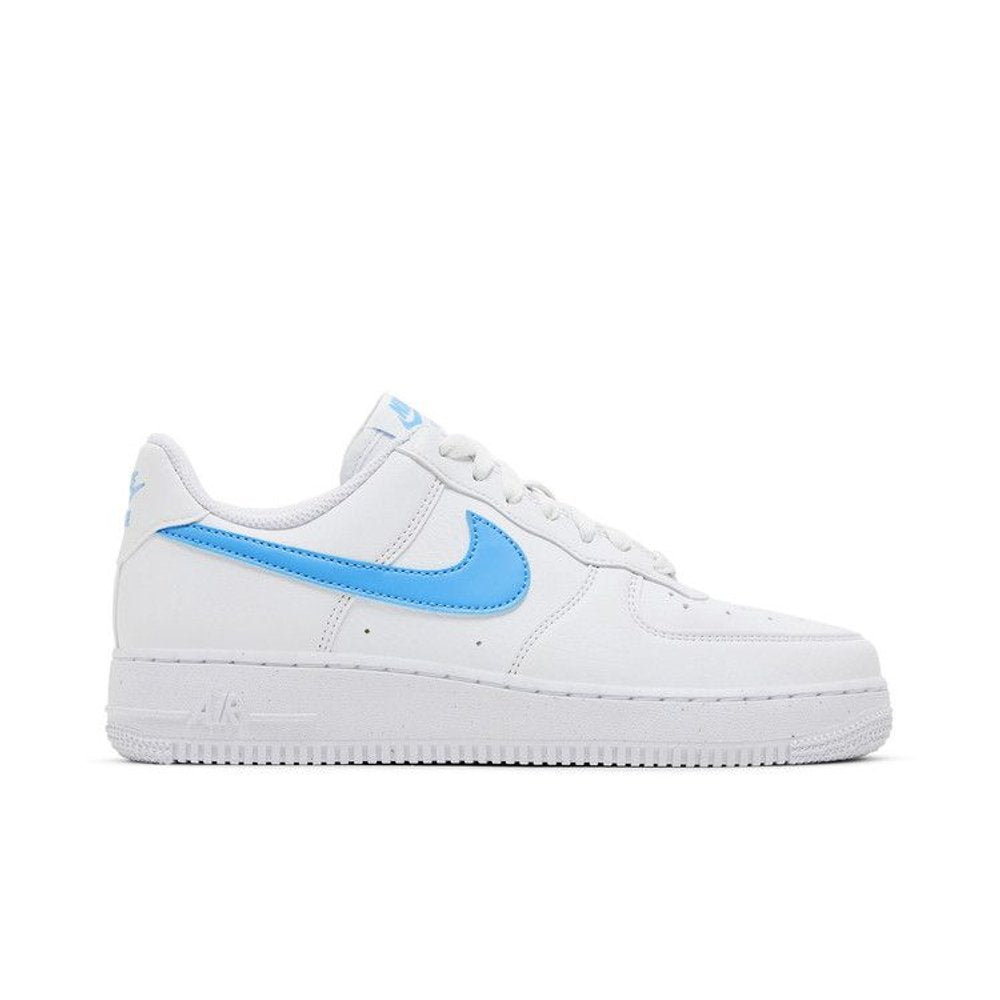 Nike Air Force 1 Low '07 White University Blue (W) – boční pohled | Purekickz
