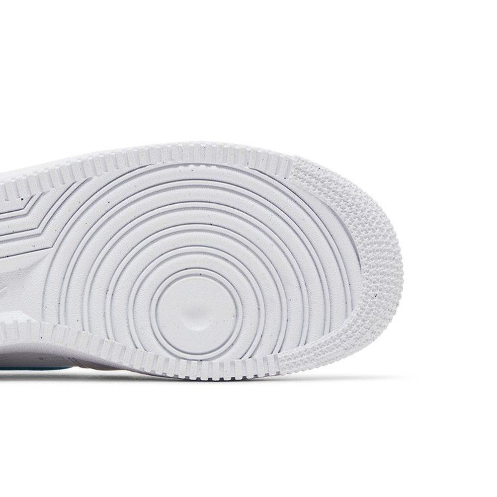 Nike Air Force 1 Low '07 White University Blue (W) – pohled shora | Purekickz