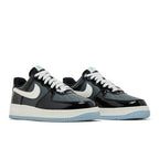 Nike Air Force 1 Low Black Iron Grey Patent – lifestyle foto | Purekickz