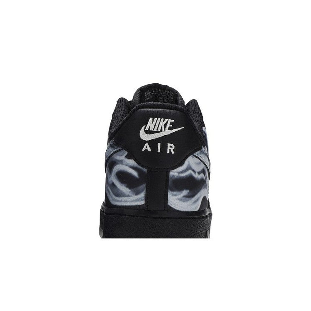 Nike Air Force 1 Low Black Skeleton Halloween (2019) – detail materiálu | Purekickz