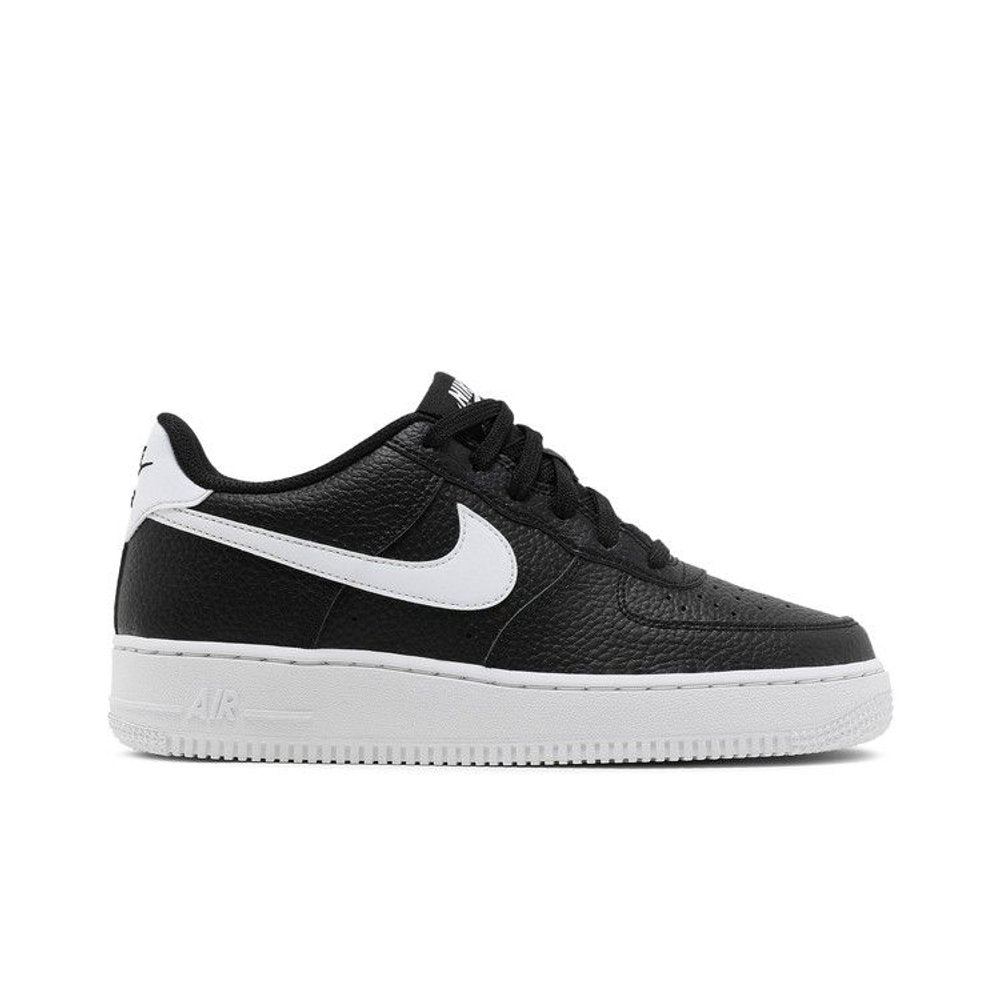 Nike Air Force 1 Low Black White (GS) – boční pohled | Purekickz
