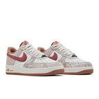 Nike Air Force 1 Low Canyon Rust Snakeskin – lifestyle foto | Purekickz