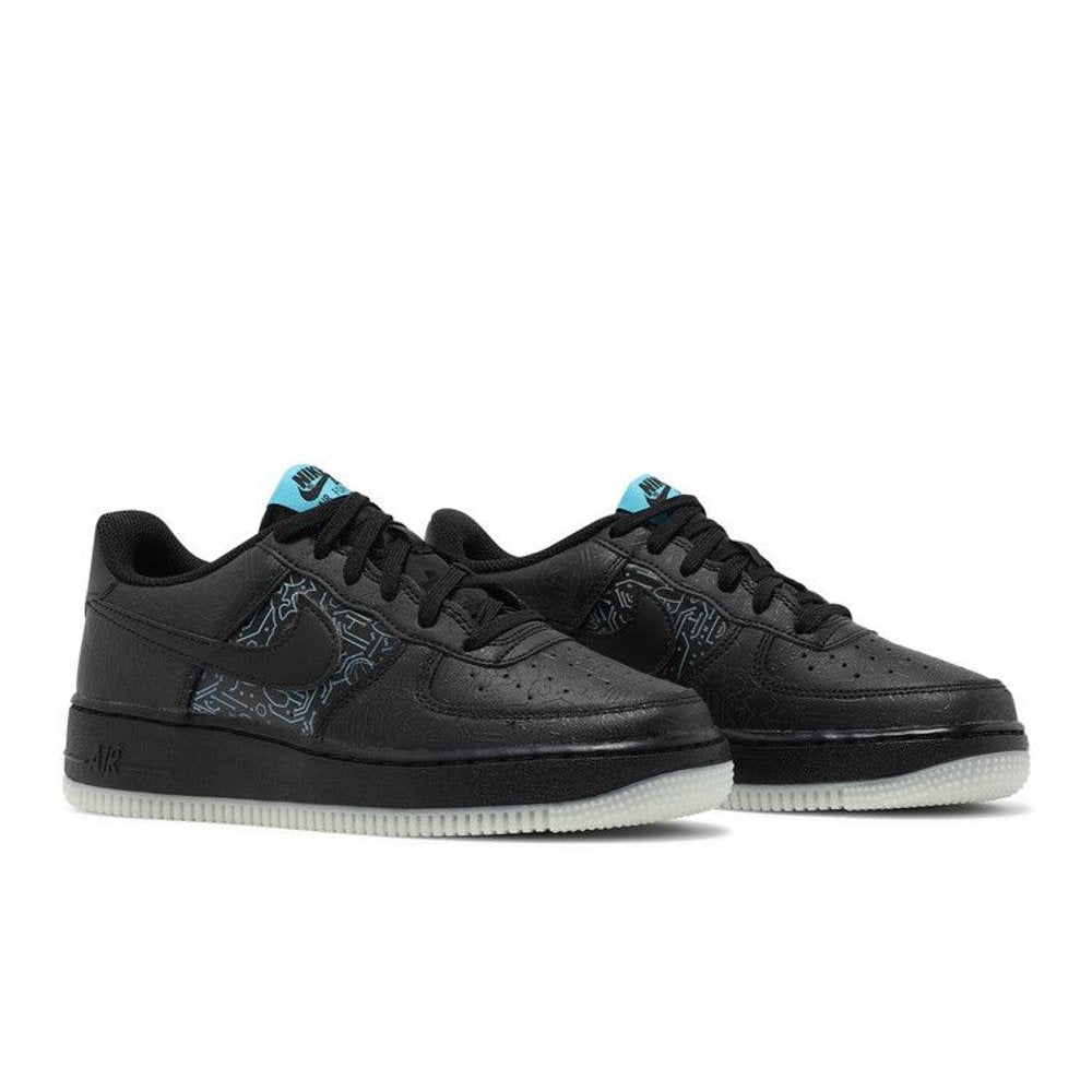 Nike Air Force 1 Low Computer Chip Space Jam (GS) – lifestyle foto | Purekickz