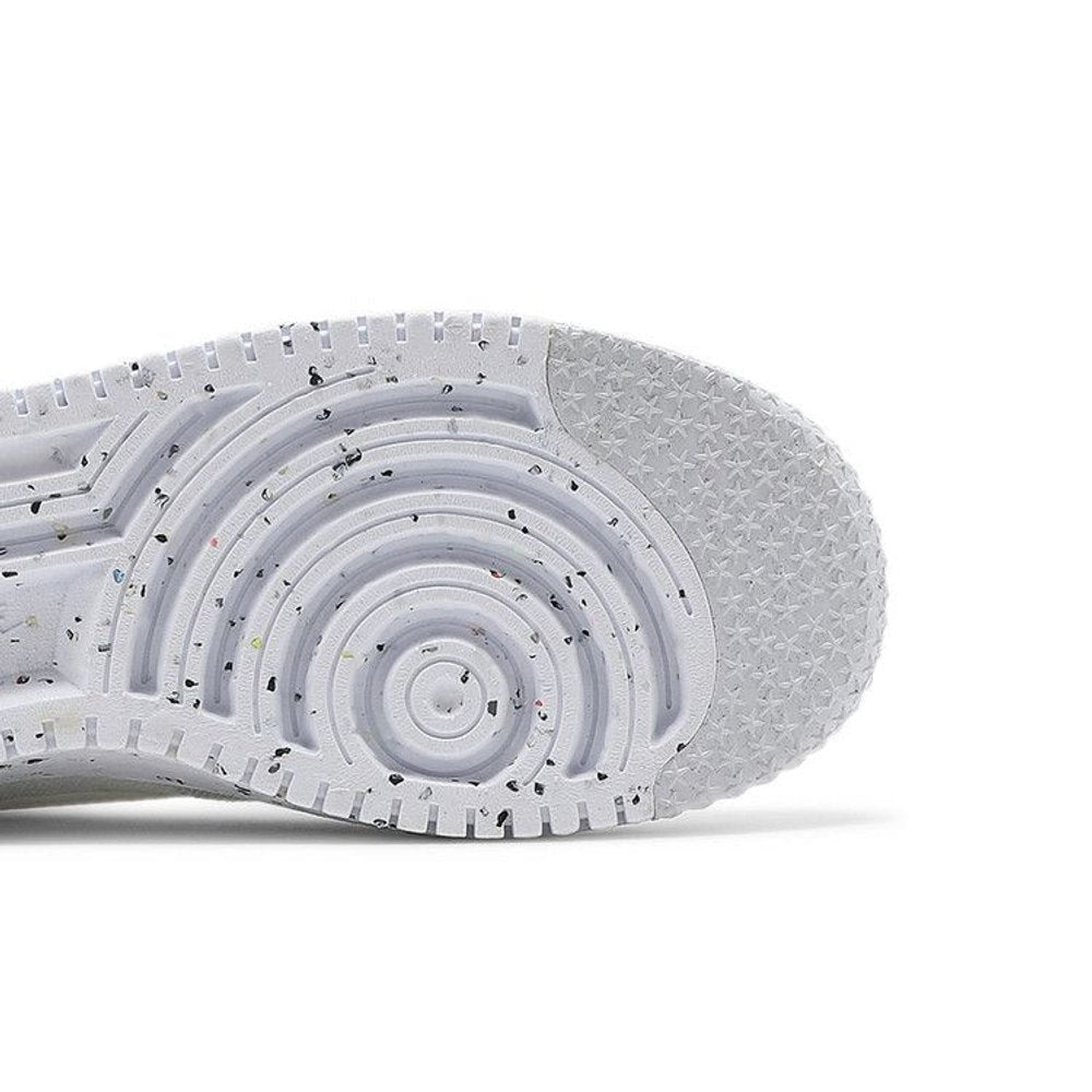 Nike Air Force 1 Low Crater Flyknit White – pohled shora | Purekickz