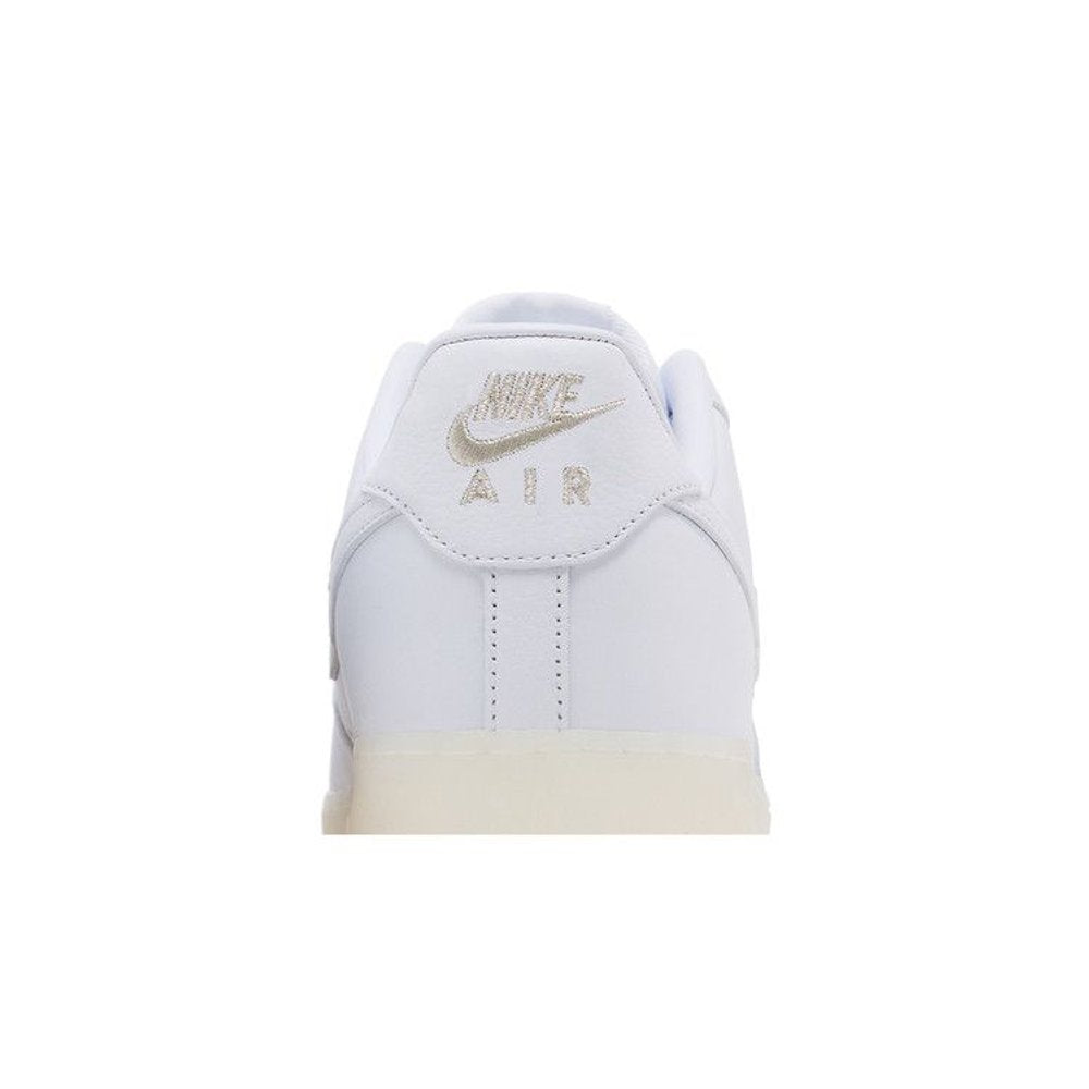 Nike Air Force 1 Low Drake NOCTA Certified Lover Boy White Cobalt Tint – detail materiálu | Purekickz