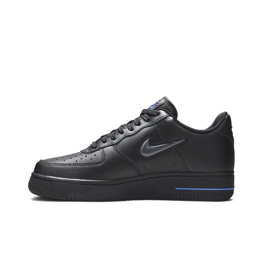 Nike Air Force 1 Low Jewel 'Black' – hlavní pohled | Purekickz